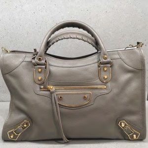 SOLD🎉🎉Authentic Balenciaga Metallic City Edge✨